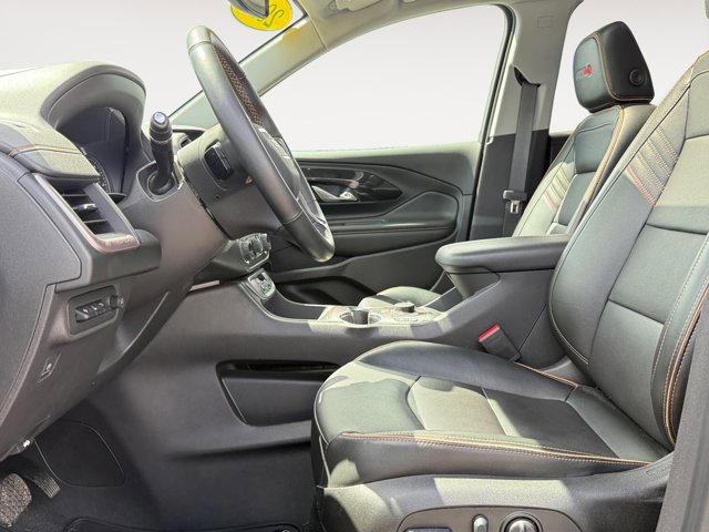 Used 2024 GMC Terrain AT4 w/ Tech Package AWD/4WD image 10