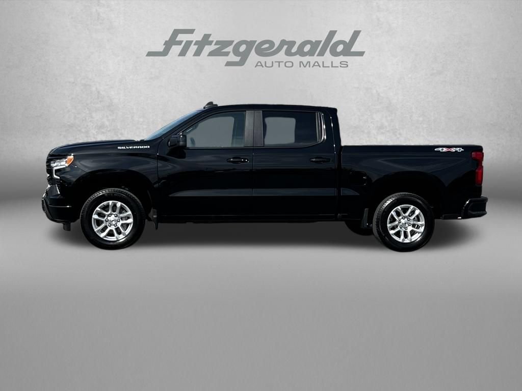 Used 2026 Chevrolet Silverado 1500 RST AWD/4WD image 4