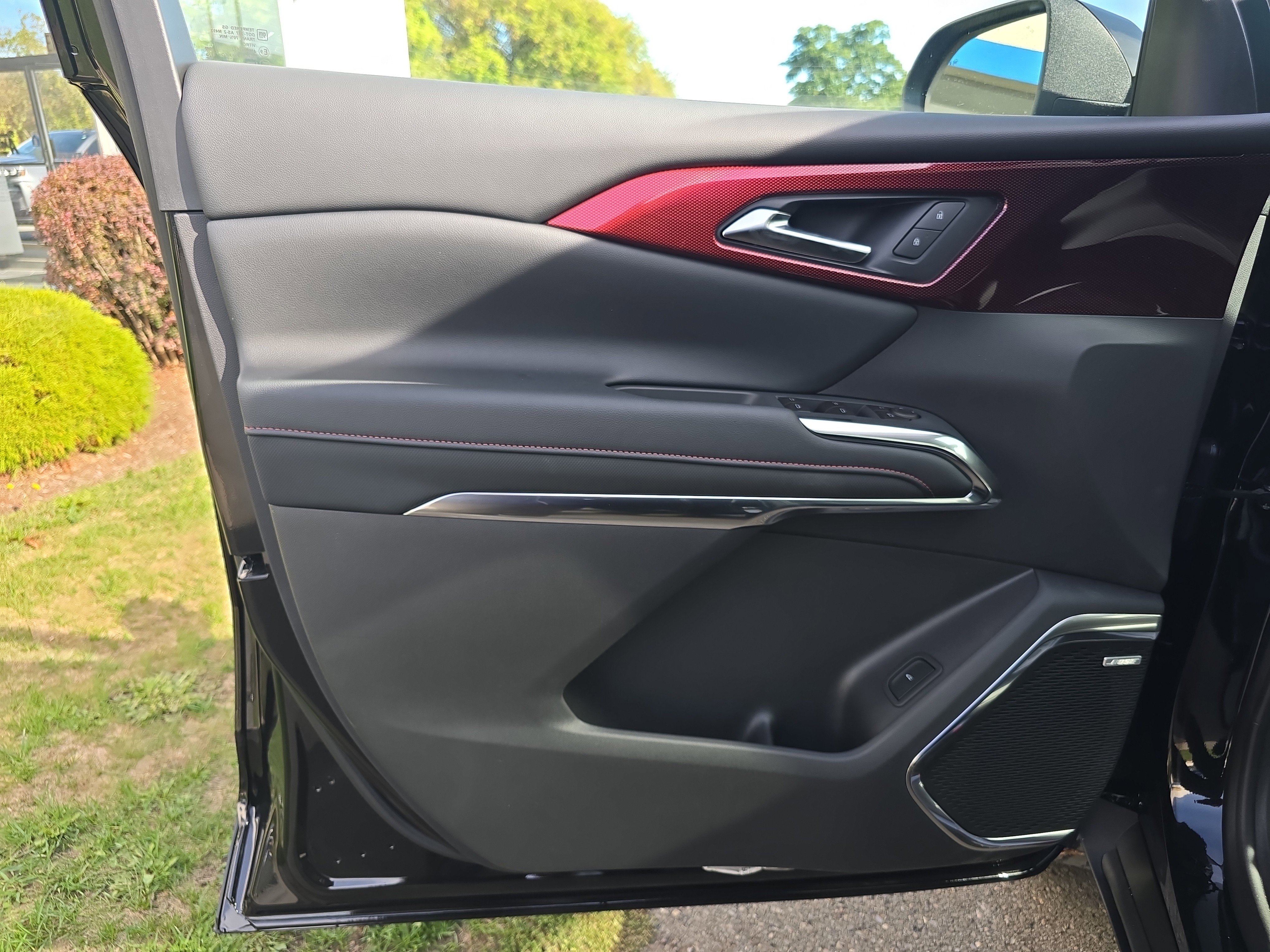 New 2026 Chevrolet Traverse Z71 w/ Enhanced Driving Package image 18