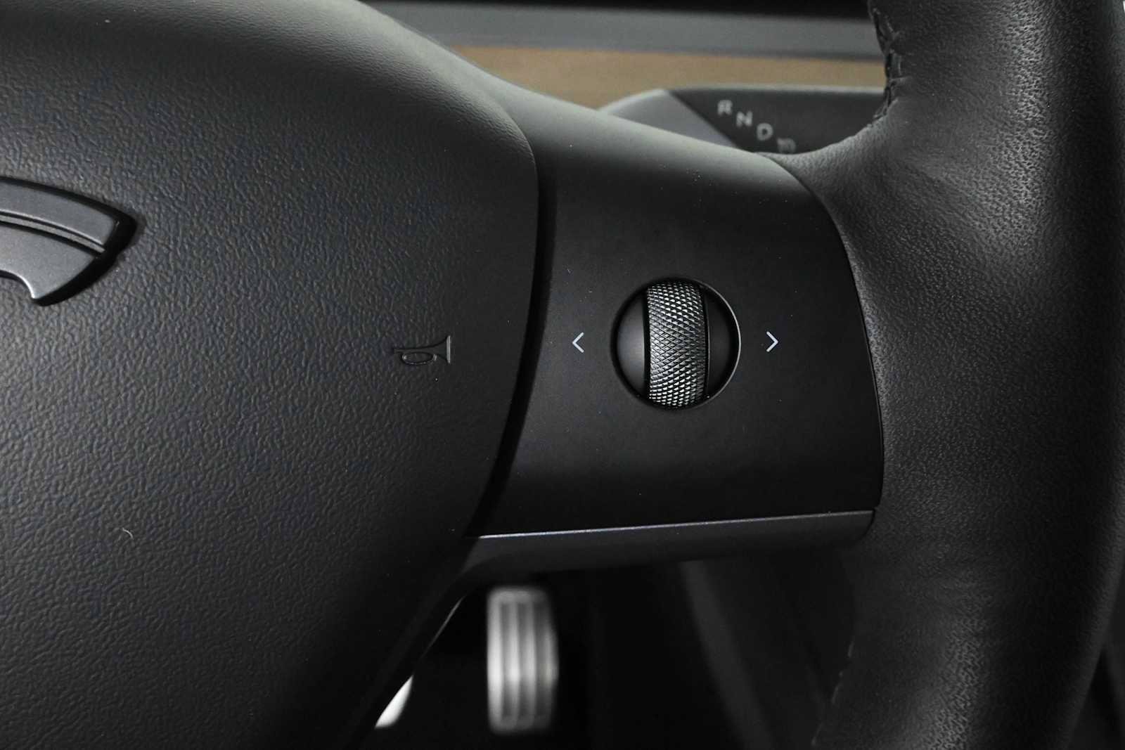 Used 2022 Tesla Model Y Performance AWD/4WD image 23