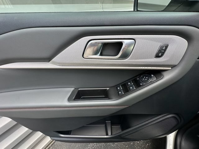 New 2026 Ford Explorer Active AWD/4WD image 19