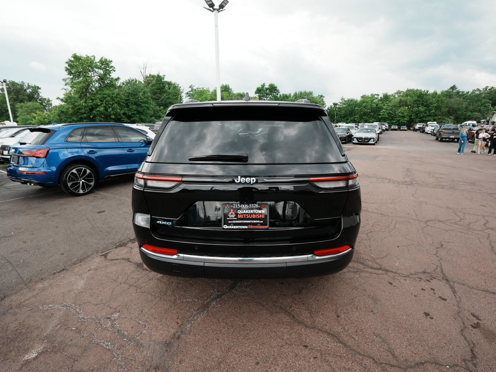 Used 2024 Jeep Grand Cherokee Limited 4xe AWD/4WD image 5
