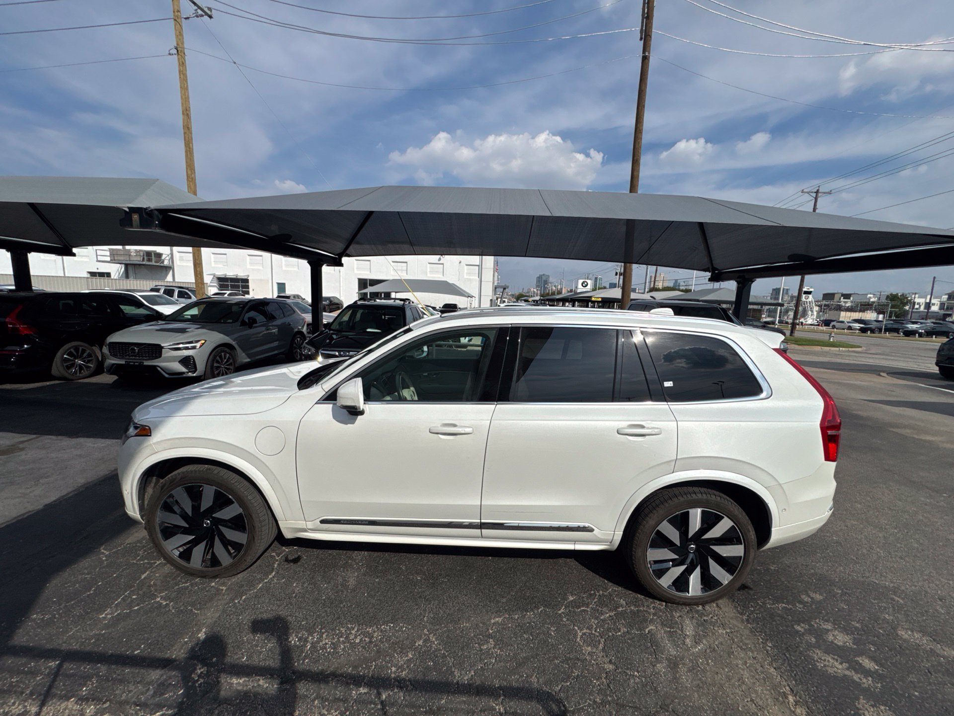 Certified 2024 Volvo XC90 T8 Plus w/ Protection Package Premier AWD/4WD image 8
