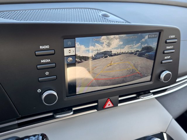 New 2026 Hyundai Elantra SEL Sport FWD image 10