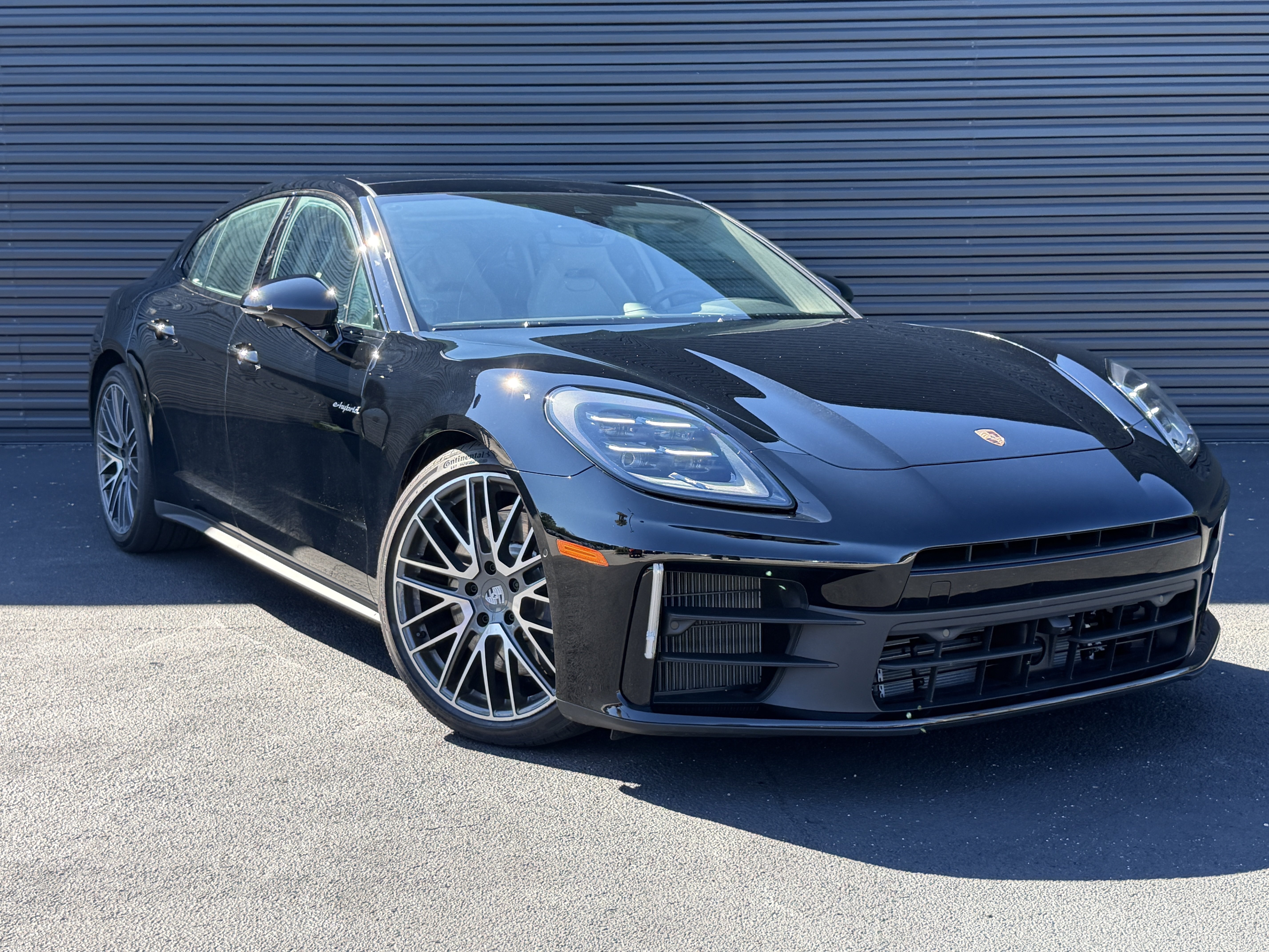 Certified 2026 Porsche Panamera 4 E-Hybrid AWD/4WD image 9