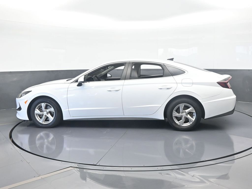 Used 2022 Hyundai Sonata SE image 3