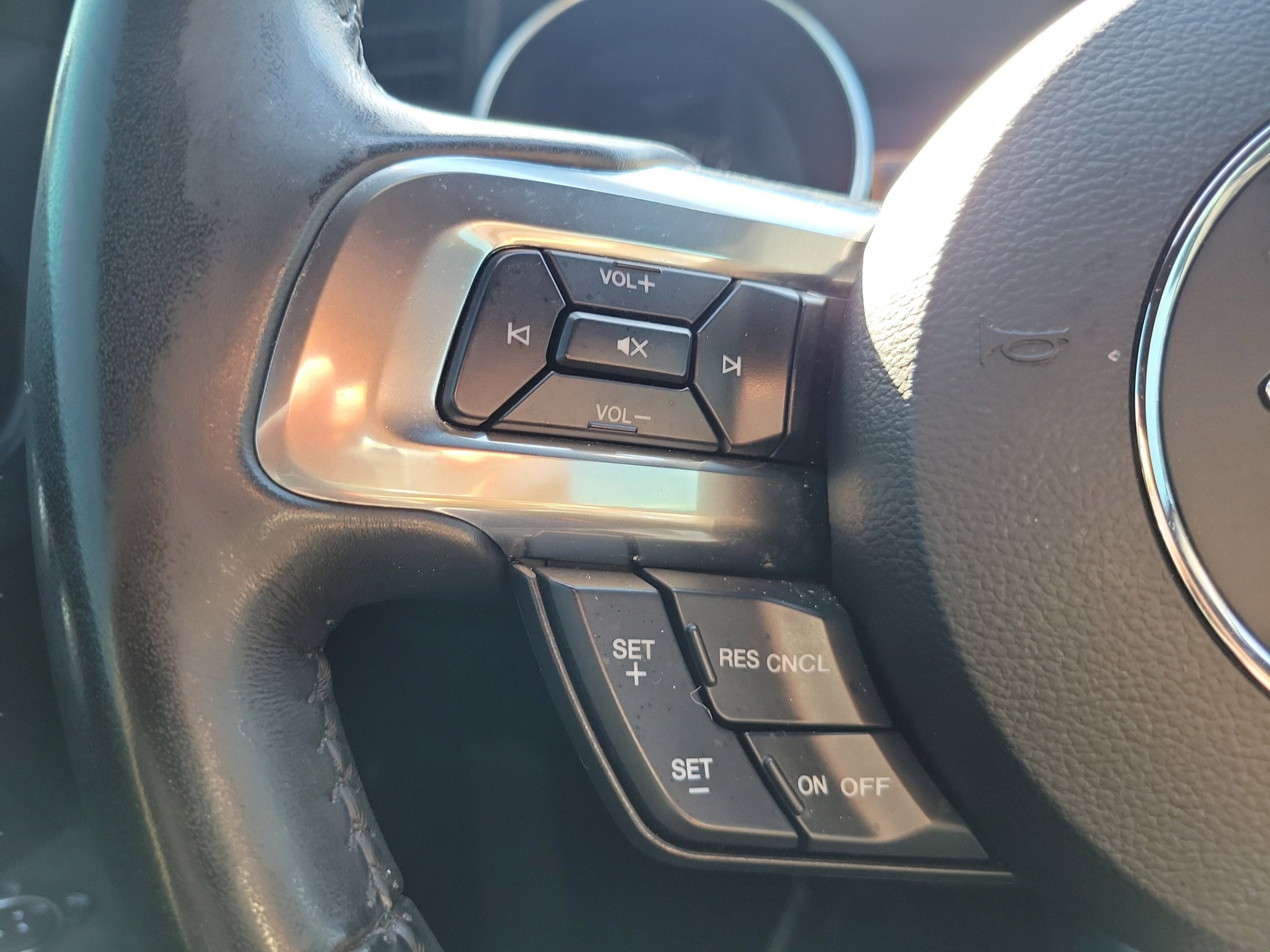 Used 2019 Ford Mustang GT Premium w/ GT Performance Package RWD image 23