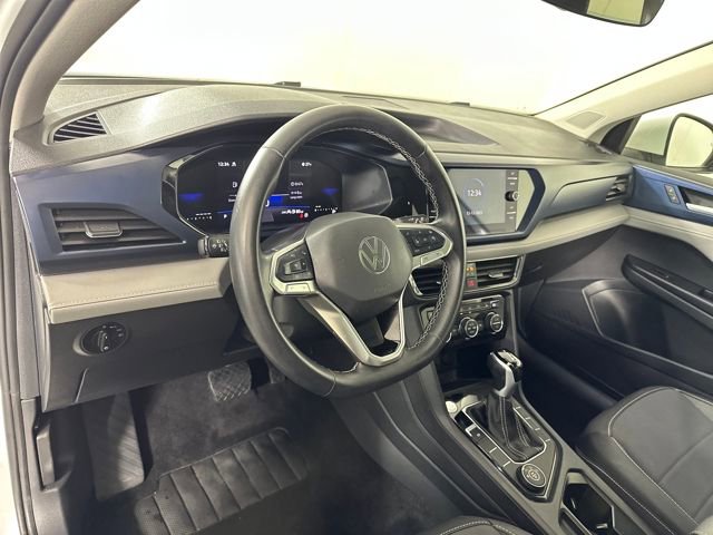 Used 2024 Volkswagen Taos SE image 14