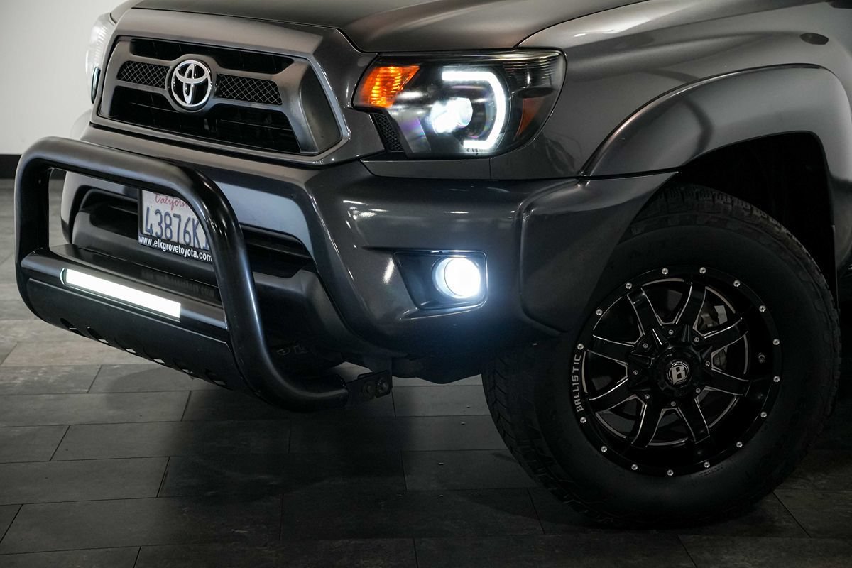 Used 2013 Toyota Tacoma PreRunner w/ TRD Sport Pkg RWD image 10