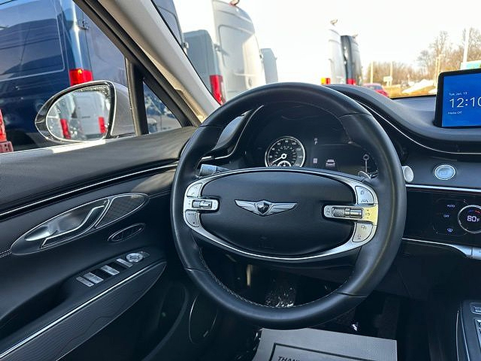 Used 2023 Genesis GV70 2.5T w/ Advanced Package image 17