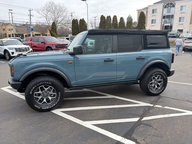 Used 2023 Ford Bronco Badlands image 4