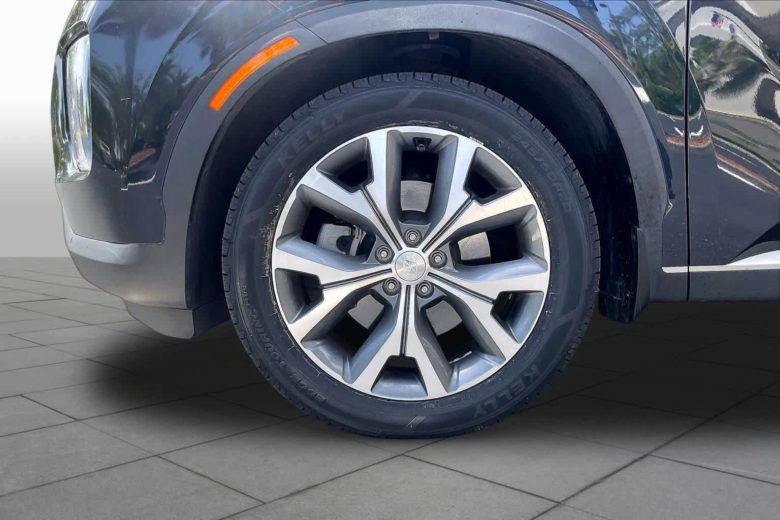 Used 2020 Hyundai Palisade SEL w/ Premium Package FWD image 10