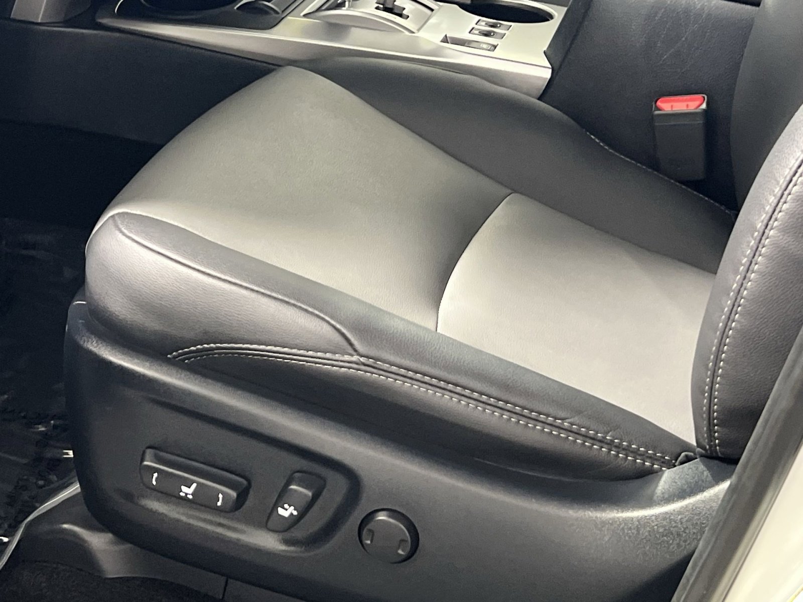 Used 2024 Toyota 4Runner SR5 Premium image 14