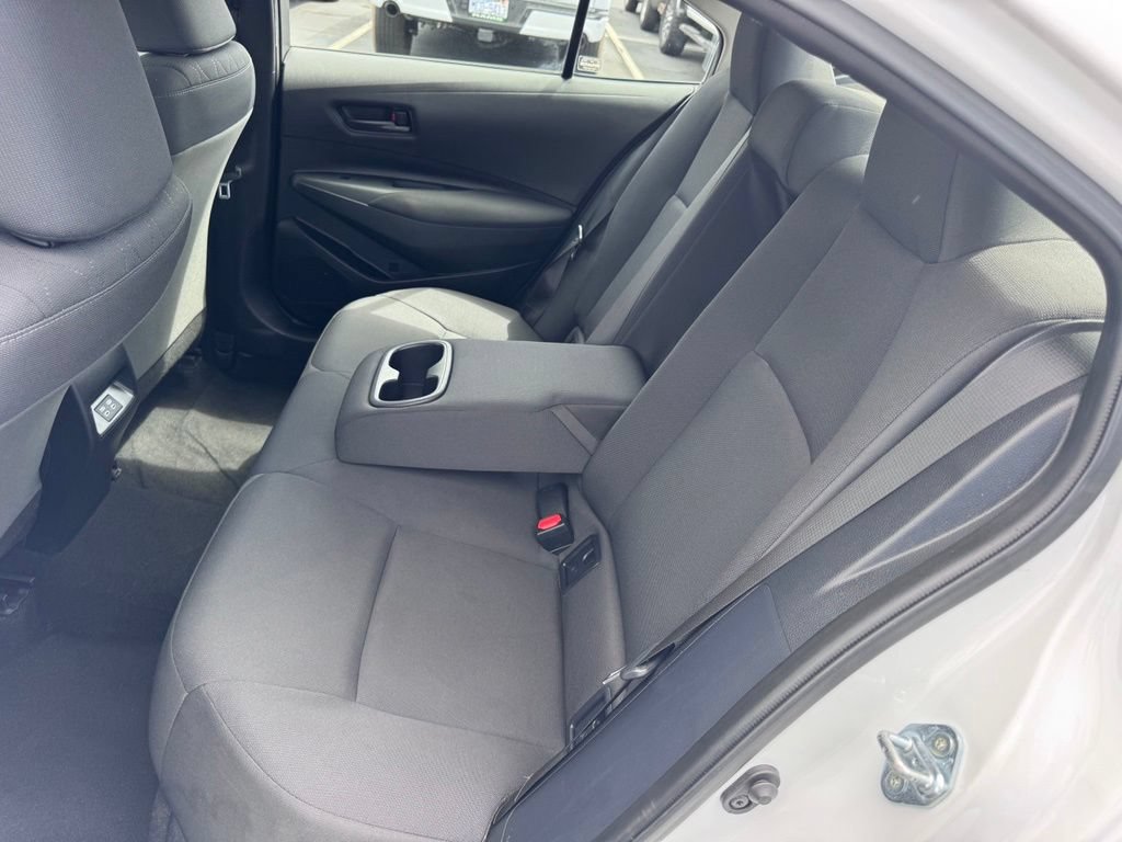 Used 2024 Toyota Corolla LE FWD image 29