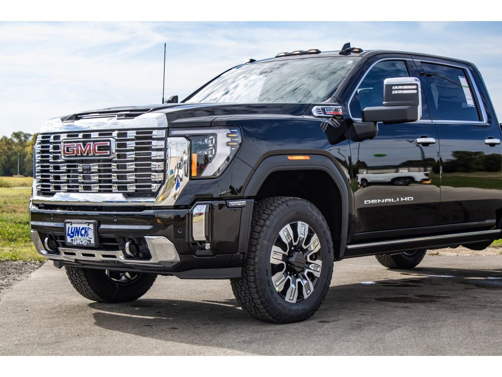 New 2026 GMC Sierra 2500 Denali w/ Denali Reserve Package image 18