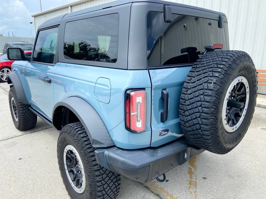 Used 2023 Ford Bronco Badlands AWD/4WD image 3