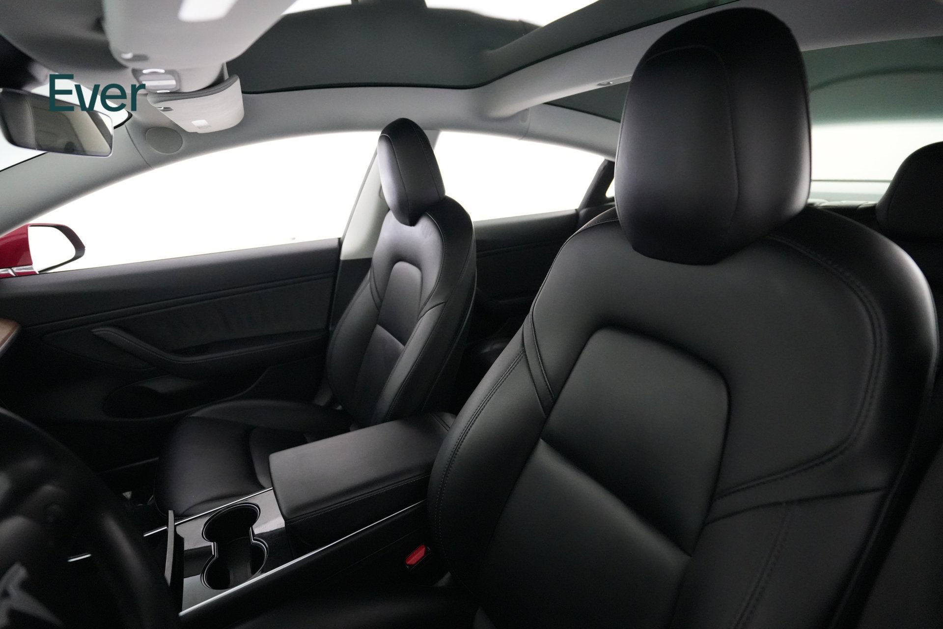 Used 2018 Tesla Model 3 Long Range RWD image 4