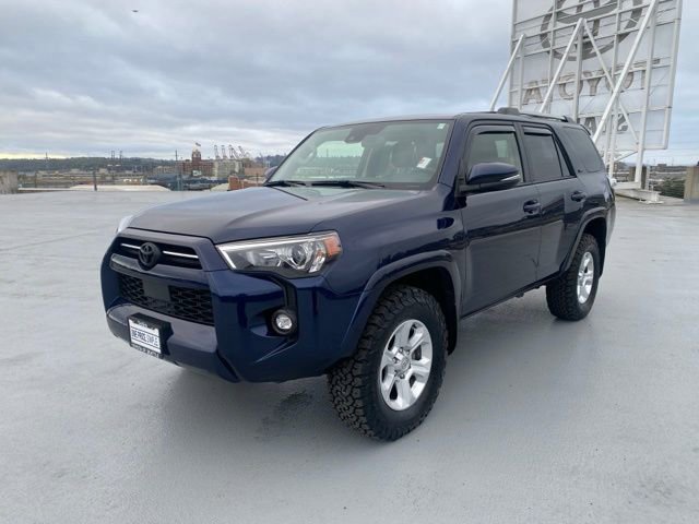 Used 2024 Toyota 4Runner SR5 Premium w/ Moonroof Package AWD/4WD image 4