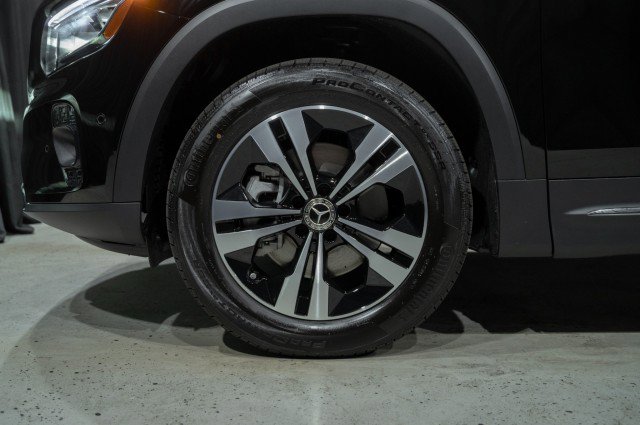 New 2025 Mercedes-Benz GLB 250 4MATIC image 7