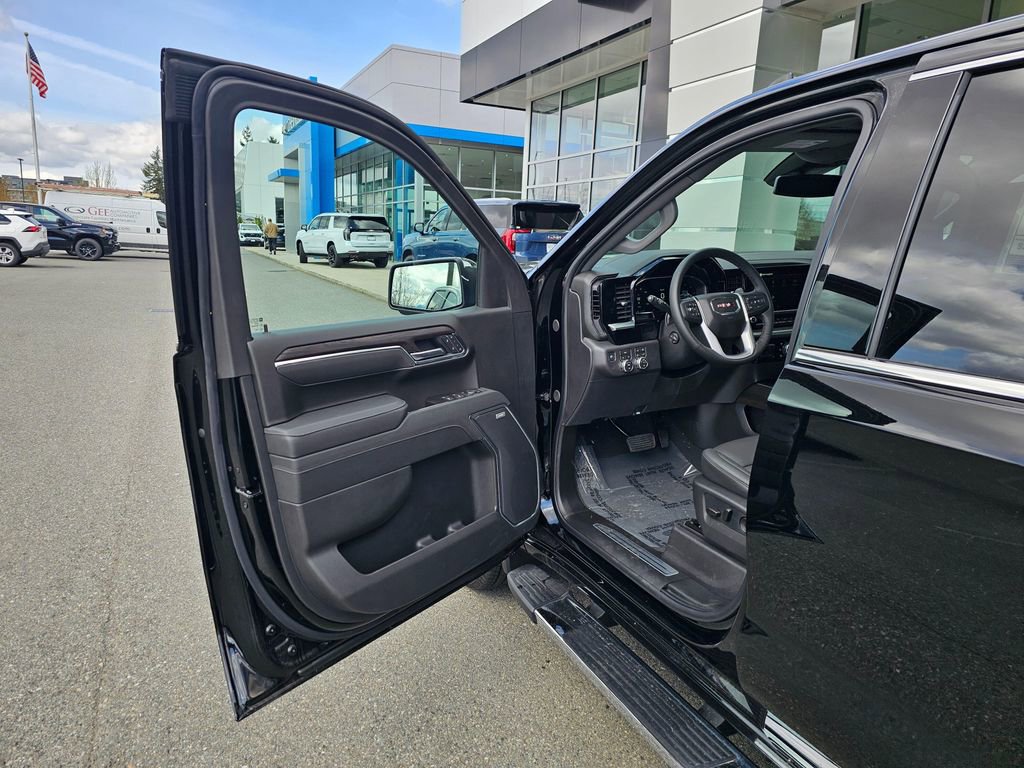 New 2026 GMC Sierra 1500 SLT w/ SLT Premium Plus Package AWD/4WD image 19