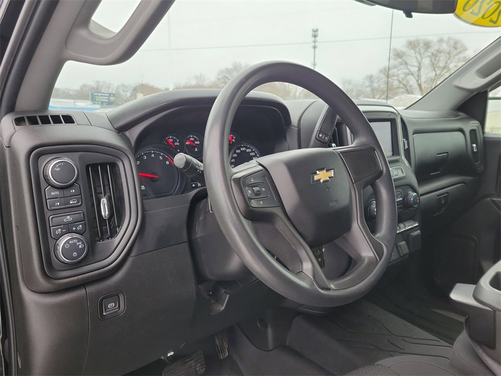 Used 2020 Chevrolet Silverado 1500 Custom w/ Custom 2.7L Value Package image 19