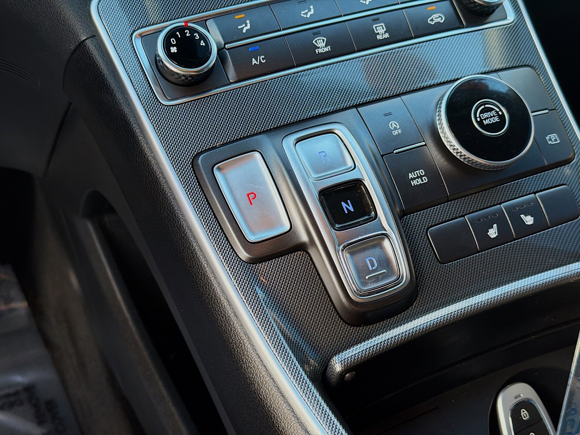 Used 2021 Hyundai Santa Fe SEL w/ Cargo Package image 15