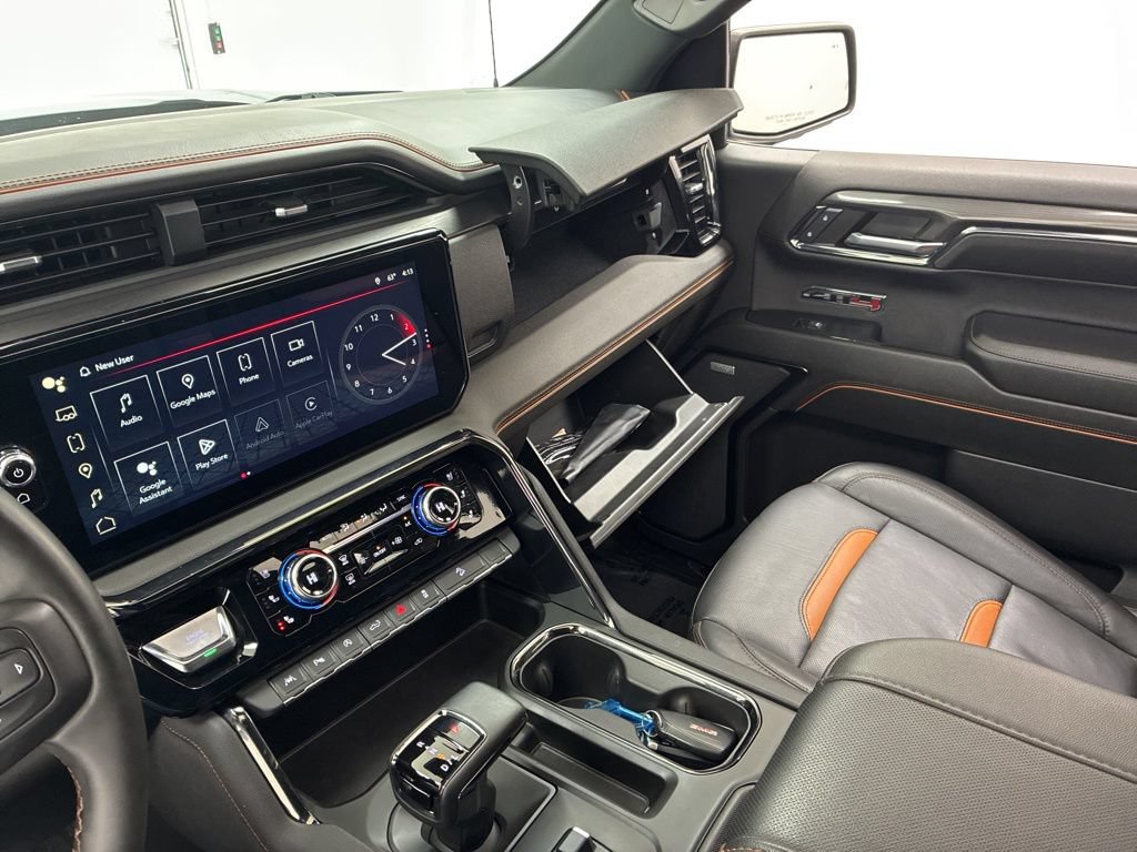 Used 2024 GMC Sierra 1500 AT4 w/ Technology Package AWD/4WD image 33