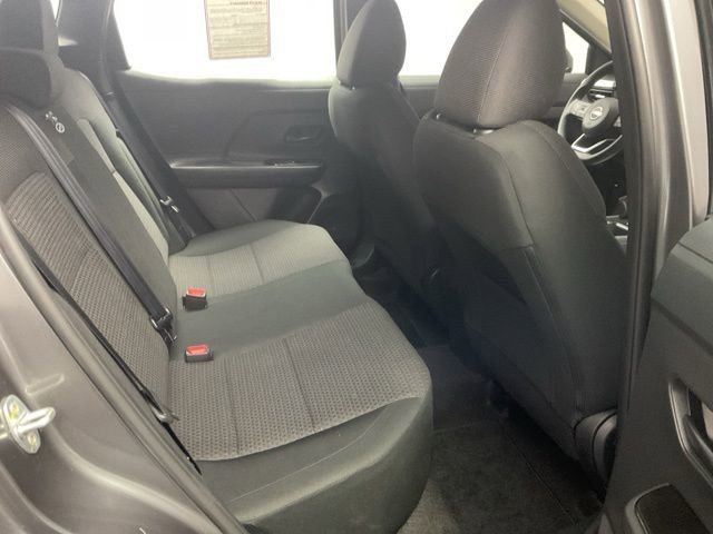 Used 2025 Nissan Kicks S image 27