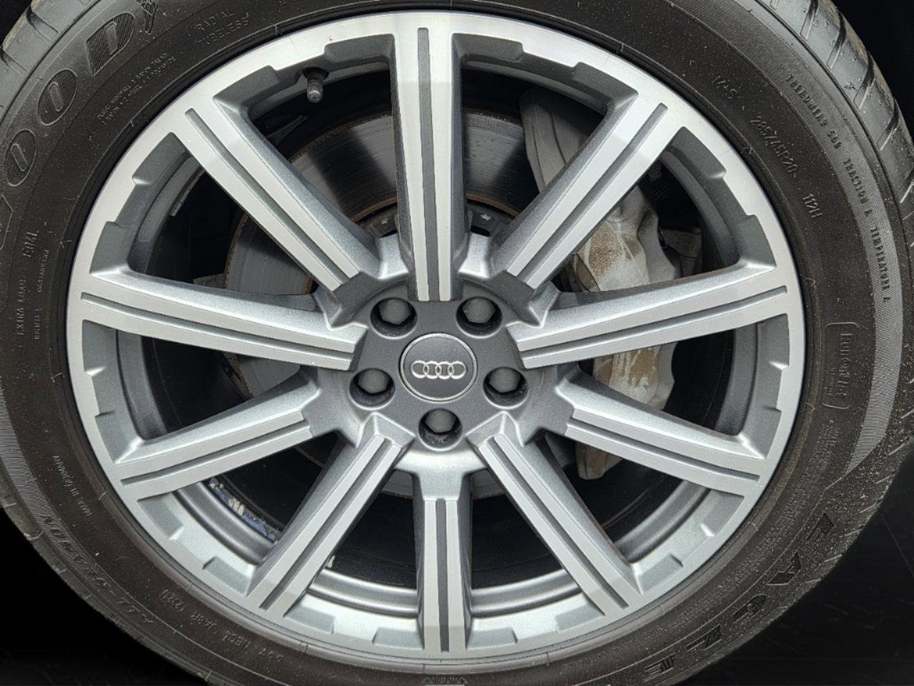 Used 2018 Audi Q7 2.0T Premium Plus w/ Premium Plus Package AWD/4WD image 38