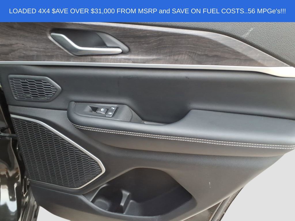 Used 2023 Jeep Grand Cherokee 4WD 4xe image 11