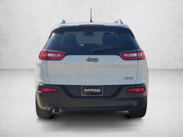 Used 2014 Jeep Cherokee Latitude FWD image 4