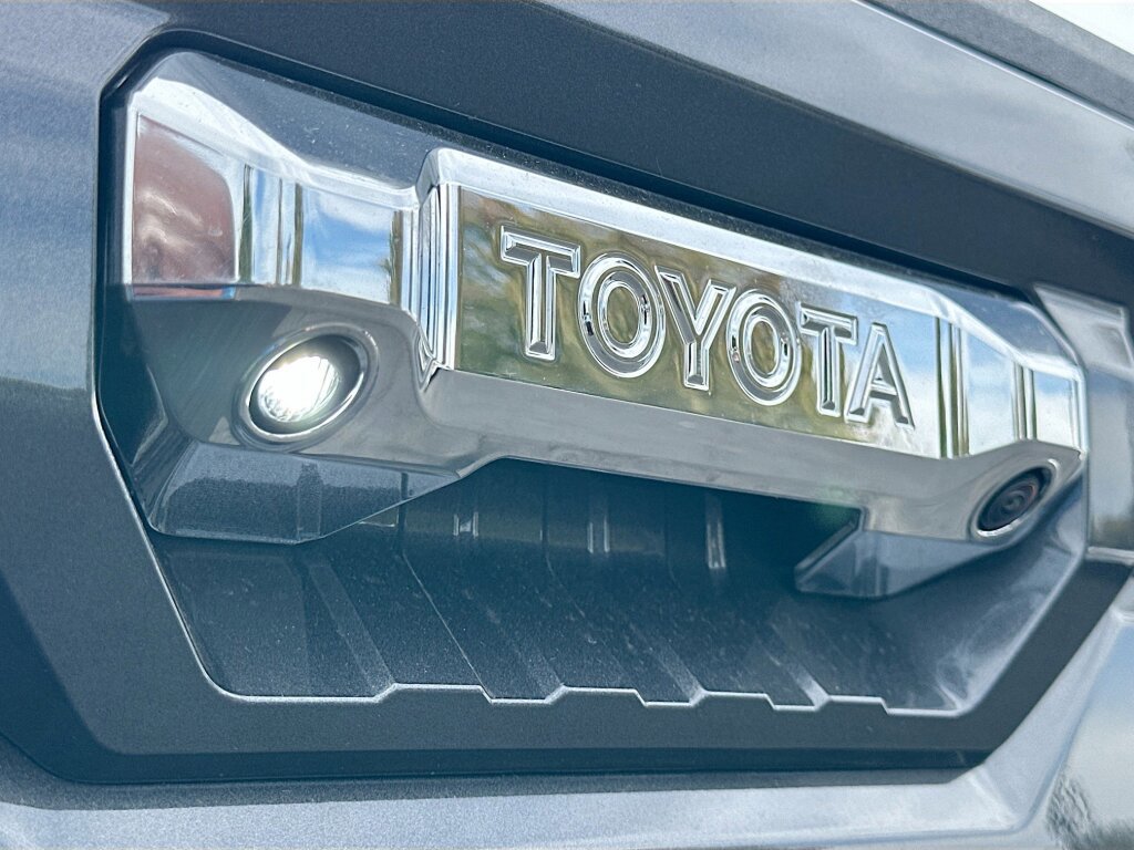 New 2026 Toyota Tundra Limited image 12