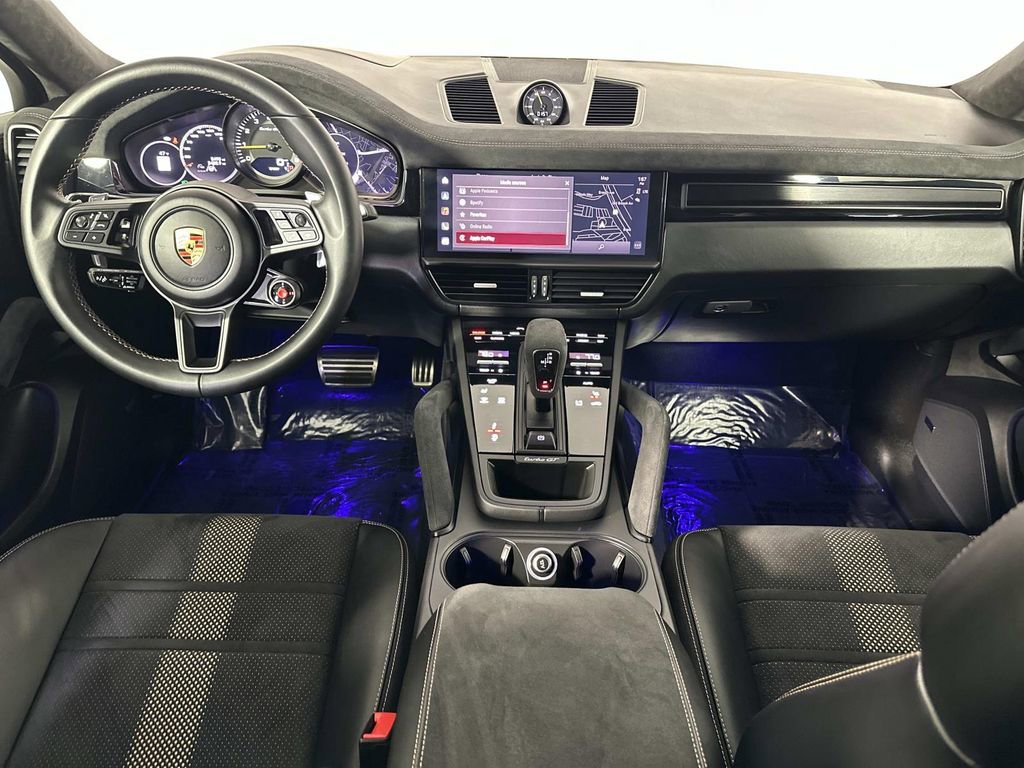 Used 2023 Porsche Cayenne Turbo GT image 10