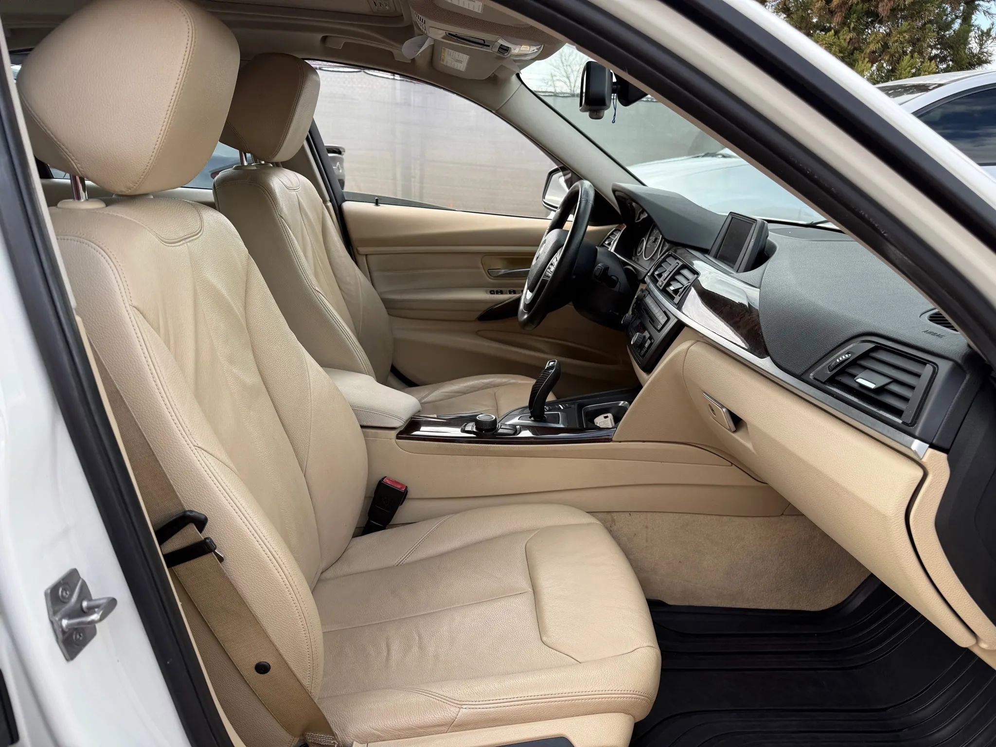 Used 2014 BMW 328i xDrive Sedan image 18