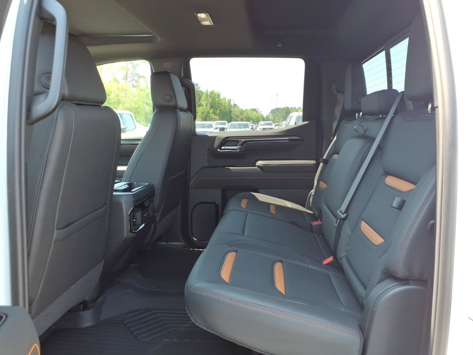 New 2026 GMC Sierra 1500 AT4 w/ AT4 Premium Package AWD/4WD image 21