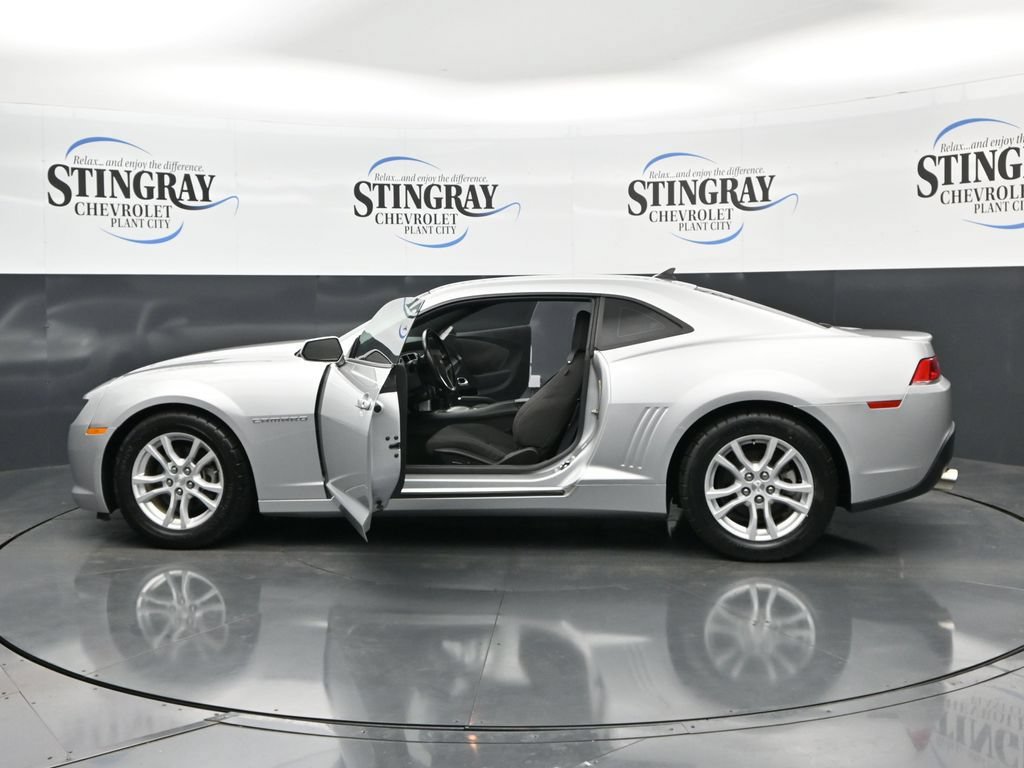 Used 2015 Chevrolet Camaro LT RWD image 37
