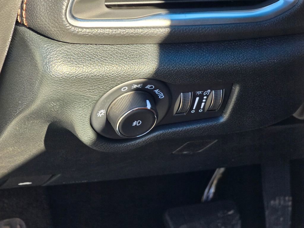 New 2026 Chrysler Pacifica Pinnacle image 34