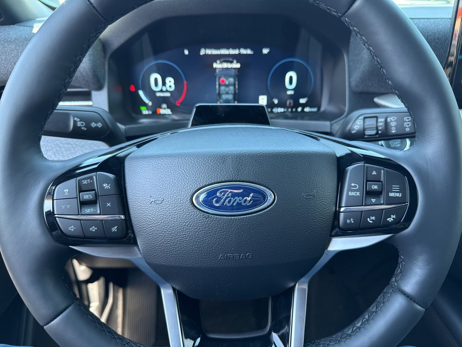 New 2026 Ford Explorer Platinum image 26
