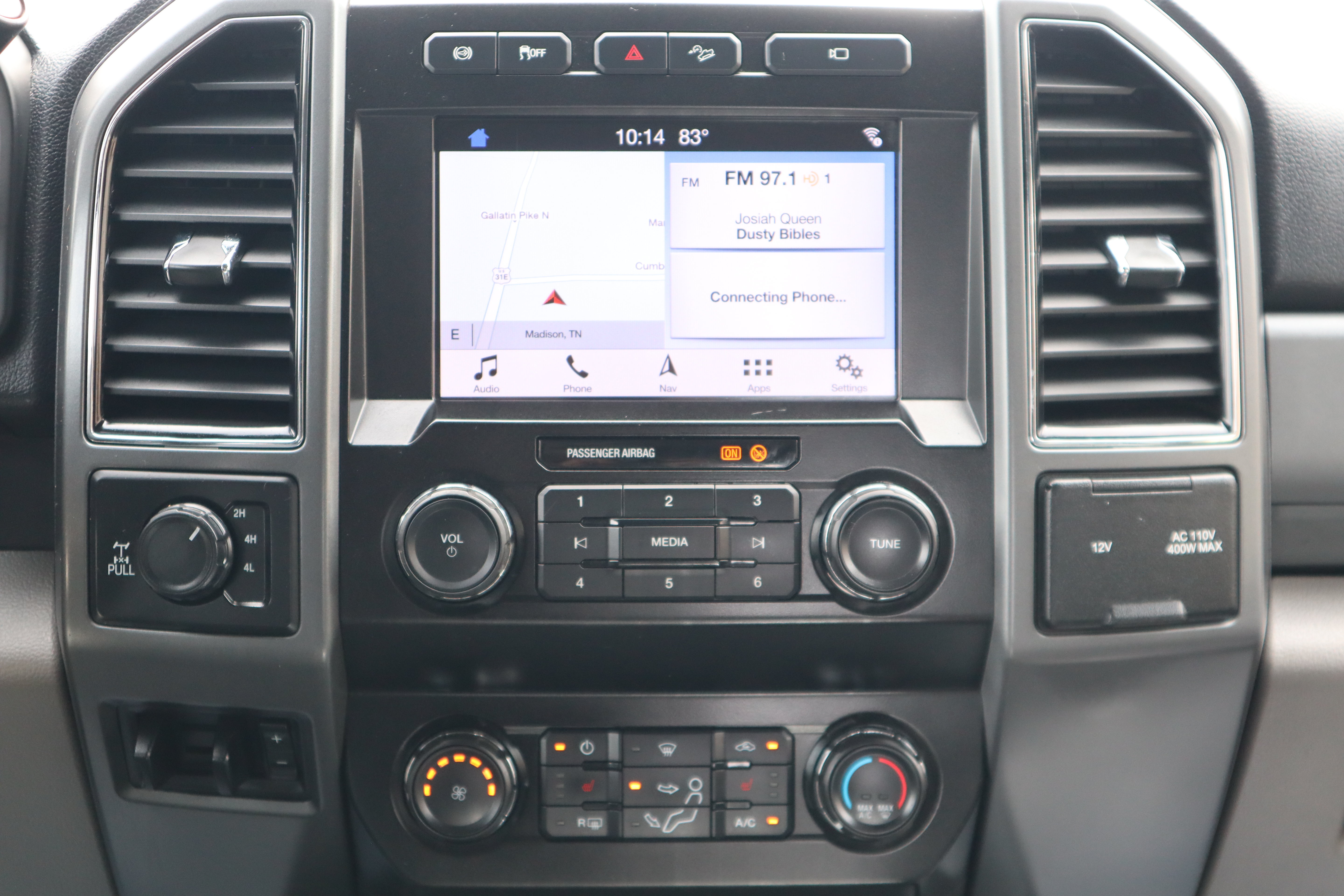 Used 2019 Ford F350 XLT w/ XLT Premium Package AWD/4WD image 15