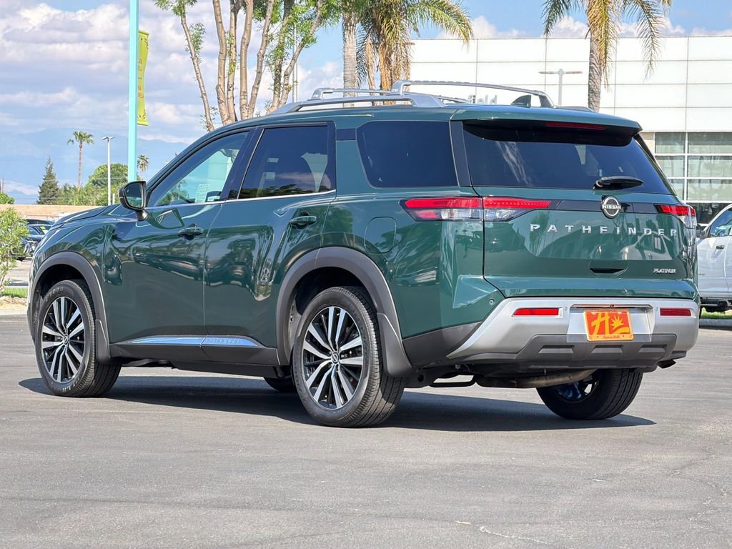 Used 2023 Nissan Pathfinder Platinum FWD image 5