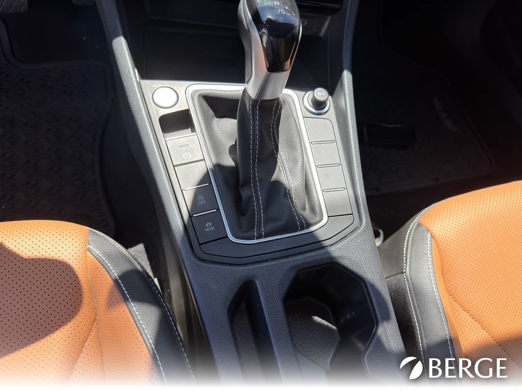 Used 2023 Volkswagen Jetta SEL FWD image 23