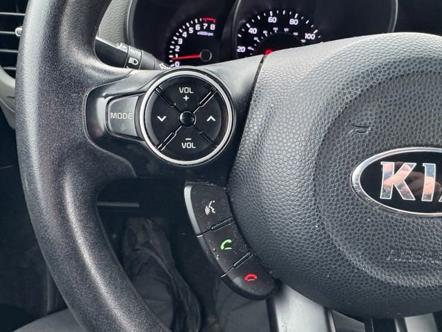 Used 2017 Kia Soul + image 15
