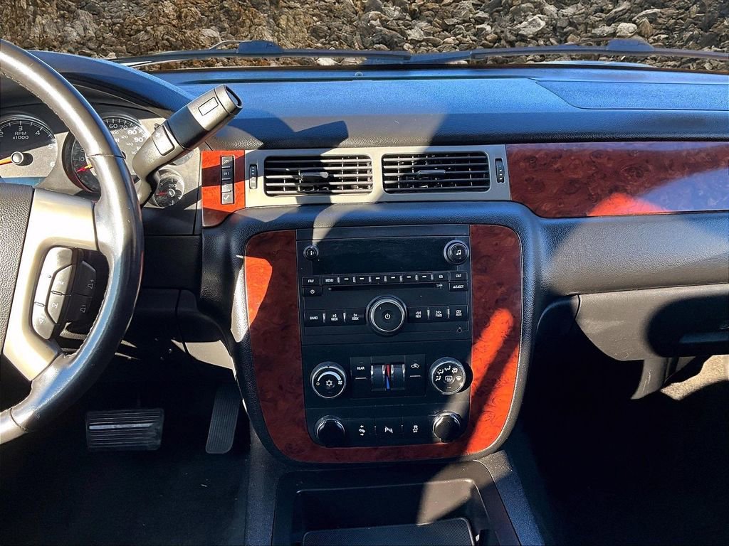 Used 2012 Chevrolet Suburban LS w/ Convenience Package 1 image 6