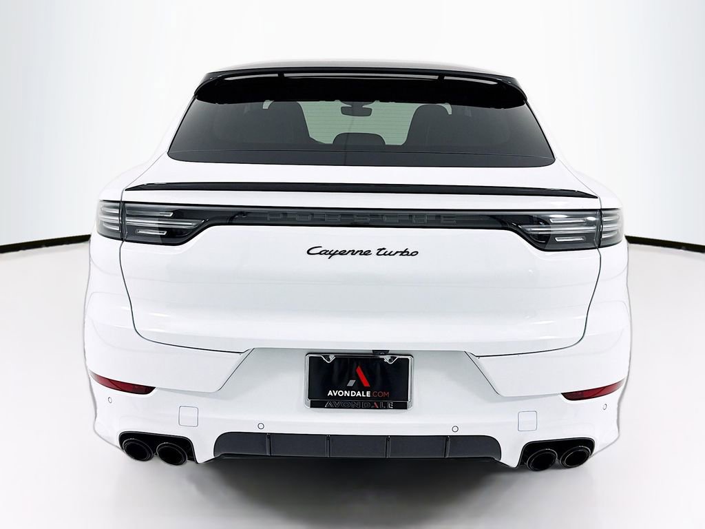 Certified 2022 Porsche Cayenne Turbo AWD/4WD image 10