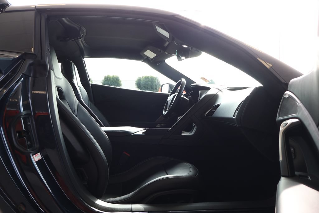 Used 2014 Chevrolet Corvette Stingray Coupe RWD image 34