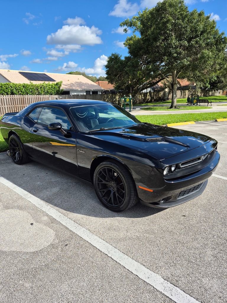 Certified 2015 Dodge Challenger R/T Plus image 23