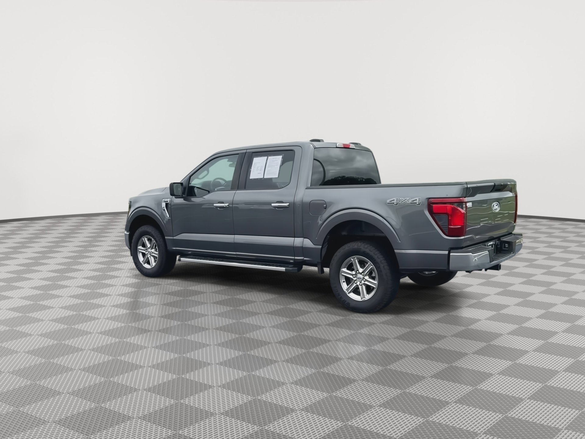 Used 2025 Ford F150 XLT w/ Equipment Group 301A Standard AWD/4WD image 6