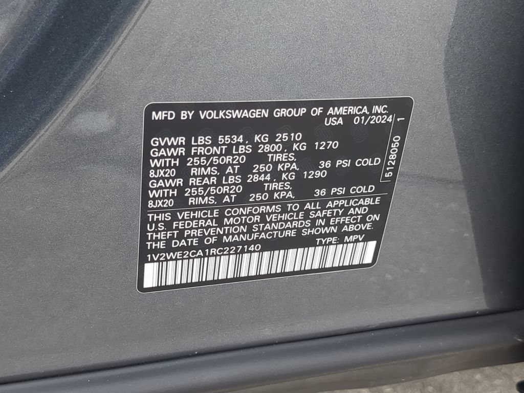 Certified 2024 Volkswagen Atlas Cross Sport SE FWD image 36