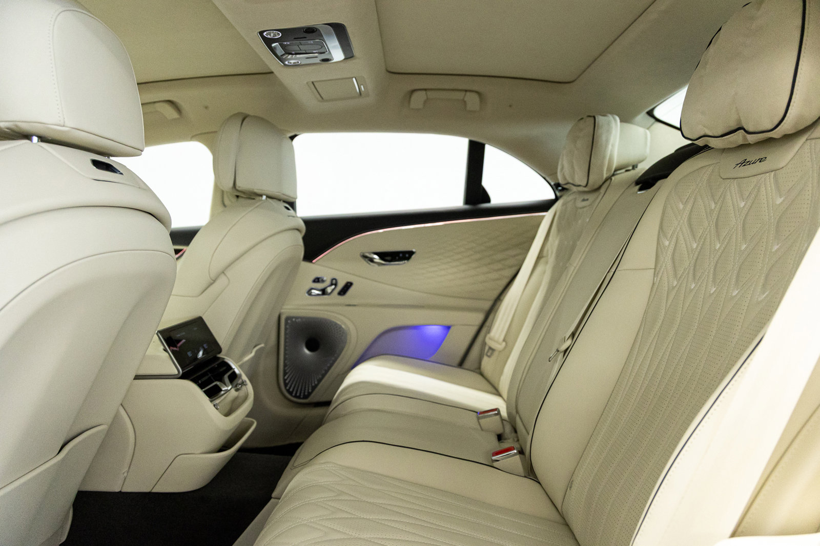 Certified 2026 Bentley Flying Spur Plug-In Hybrid image 48