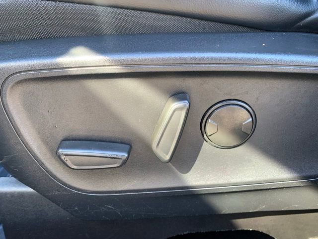 Used 2024 Ford Escape Platinum AWD/4WD image 13